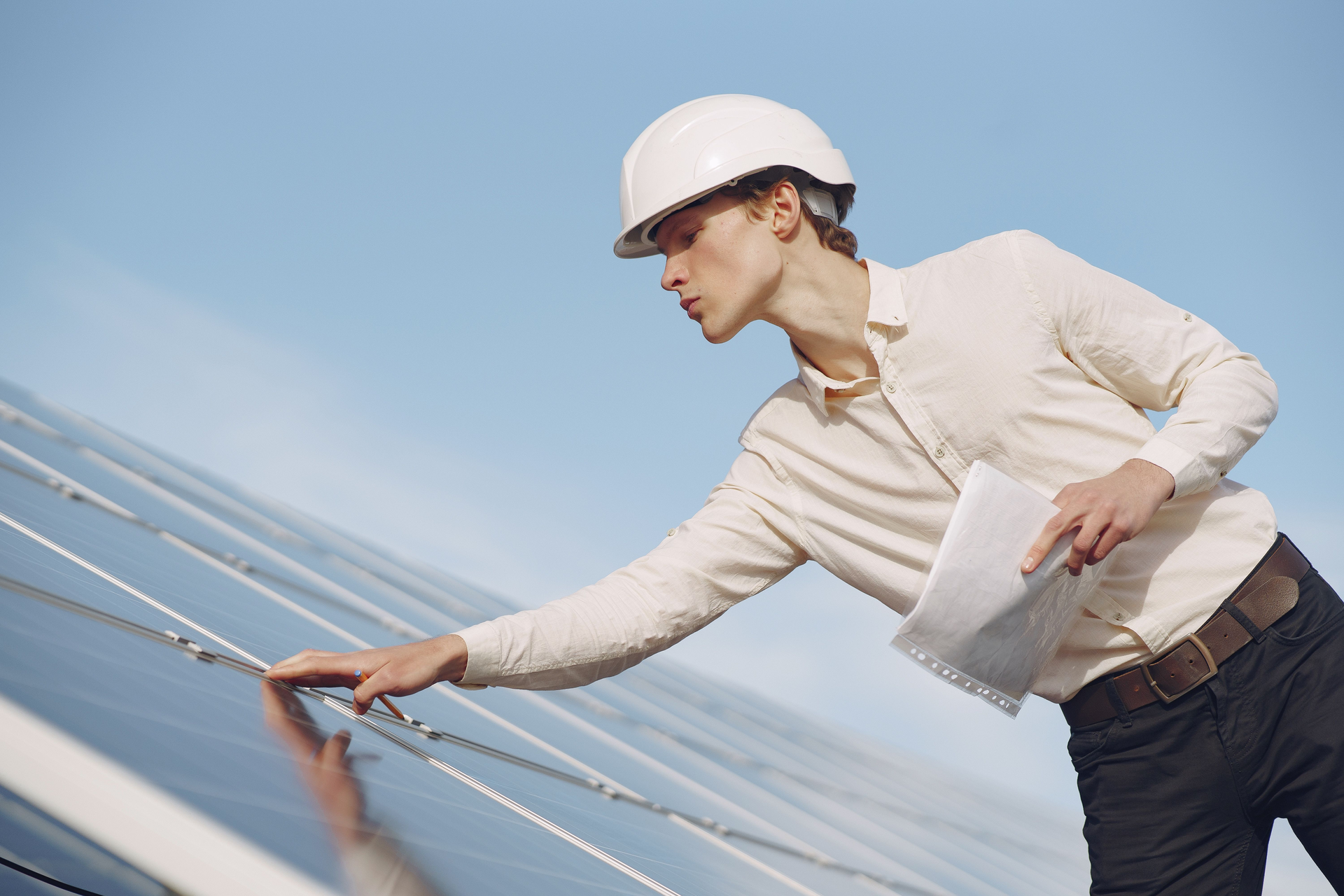 Solpaneler med professionell installatör